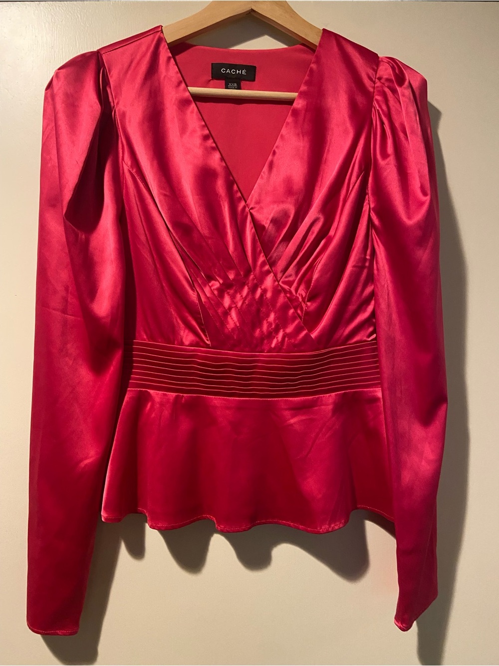 NWOT Cache Pink Satin V-Neck Peplum Blouse - Picture 2 of 4